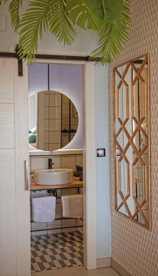 Amita Hotel Boutique "Only Adults" سوانثيس المظهر الخارجي الصورة